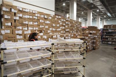 菜鳥網絡武清園區(qū)華北貨倉，日均單量已經超過10萬單