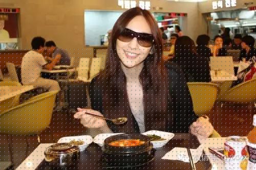 明星旅行糗事一籮筐 總有一個萌到你！