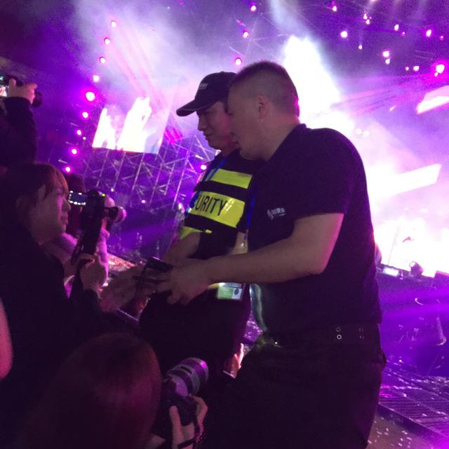 粉絲爆料EXO演唱會(huì)遭暴力執(zhí)法 粉絲爆料EXO演唱會(huì)遭暴力執(zhí)法