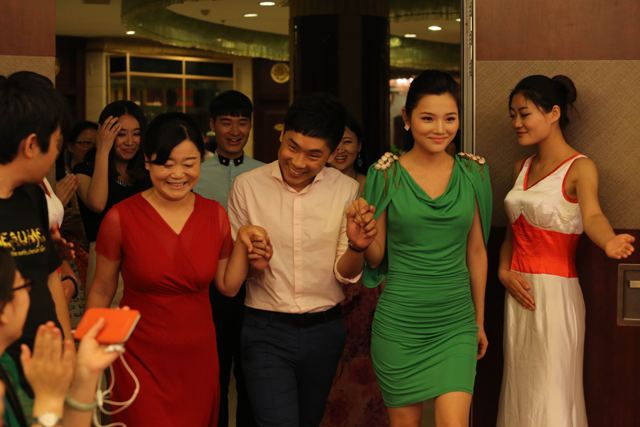 文靜、丁磊、葉子