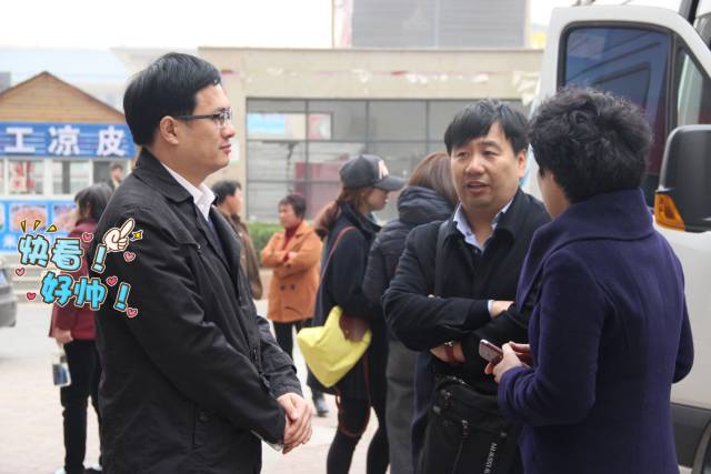 大BOSS徐紅曉總監(jiān)坐鎮(zhèn)，多方協(xié)調(diào)，HOLD住全場！