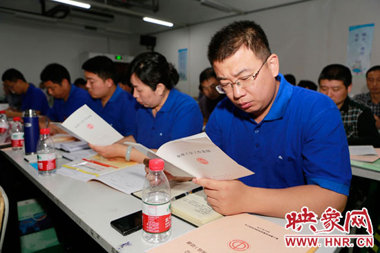 5月15日上午，全國總工會送教到基層-富士康工會干部（河南站）培訓(xùn)班在富士康鄭州科技園開班。