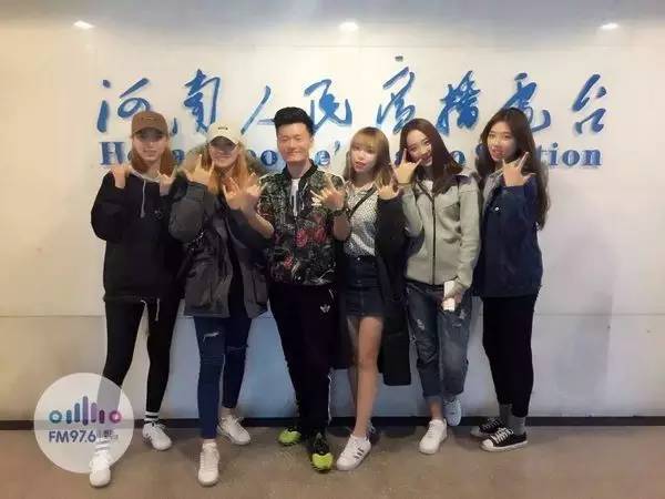 路飛終于體驗了一回“他在叢中笑”的感覺！