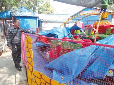 小涵的家人說(shuō)，小涵就是在這里被卷進(jìn)車(chē)輪下的