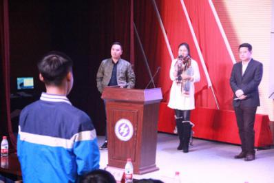 三位導師同臺回答同學們的創(chuàng)業(yè)問題