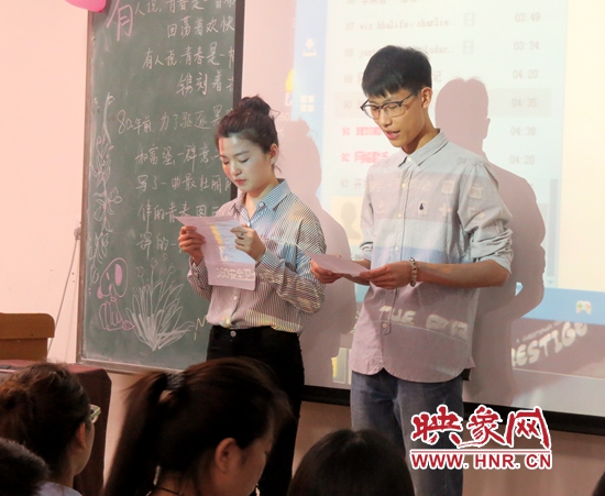 道德講堂活動(dòng)現(xiàn)場 道德講堂活動(dòng)現(xiàn)場