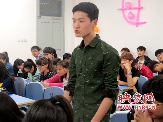 道德講堂活動(dòng)現(xiàn)場 道德講堂活動(dòng)現(xiàn)場