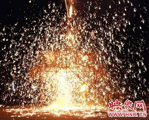 確山鐵花將登上萬眾矚目的春晚舞臺！