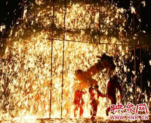 確山鐵花將登上萬眾矚目的春晚舞臺！