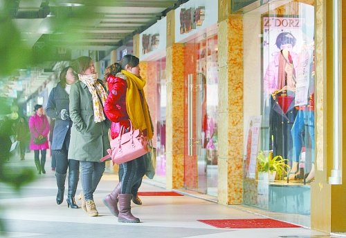 女子月薪5000成屌絲 當(dāng)“女神”要內(nèi)外兼修 女子月薪5000成屌絲 當(dāng)“女神”要內(nèi)外兼修