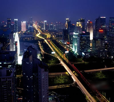 1、房屋一套(80平方)，以均價(jià)22300元計(jì)，22300×80=1784000.(這是朋友剛在筆架山買(mǎi)的城市主場(chǎng)的價(jià)格)