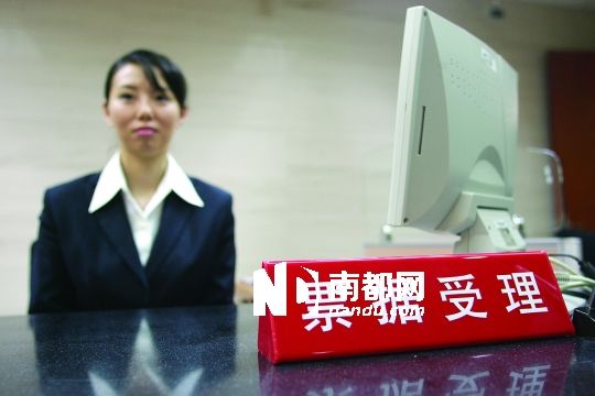 多個商業(yè)銀行上半年票據(jù)業(yè)務(wù)均十分激進(jìn)。IC供圖