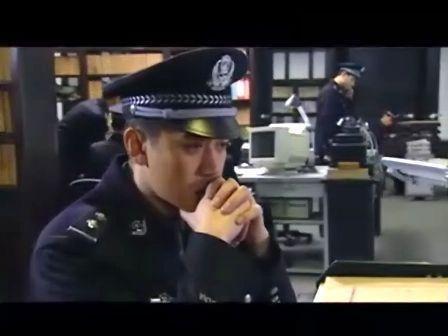 王學(xué)兵在《絕對控制》中扮演緝毒警察薛冰。