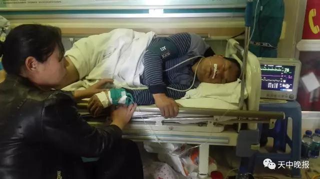 駐馬店一男子騎摩托車(chē)撞上教練車(chē) 當(dāng)場(chǎng)昏迷