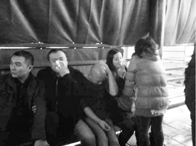 圖為打斗中受傷的武漢游客。