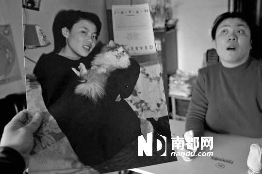 昔日的清純與秀美，如今，卻終身癱瘓、生活不能自理。C FP供圖