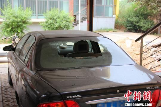 河北聽證會代表遭連續(xù)報(bào)復(fù)已不敢回家居住(圖)