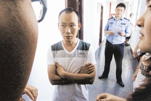 家屬沉默悲痛，不愿提起更多。