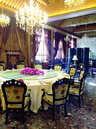  乙十六會(huì)所北海店包廂內(nèi)景。記者王文志攝