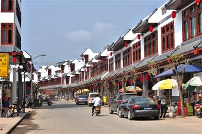 2014年3月16日，海南瓊海市，正在進行城鎮(zhèn)化改造的萬泉鎮(zhèn)新貌。圖/CFP