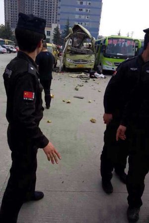 爆炸現(xiàn)場(chǎng)。圖片來(lái)自網(wǎng)絡(luò)