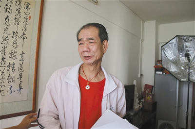 嫖娼事件后，區(qū)少坤向記者訴說委屈，他說：“這是一個(gè)圈套”。李根 攝