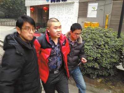 調(diào)查公司欲演“美人計”跟拍陷害政府工作人員 調(diào)查公司欲演“美人計”跟拍陷害政府工作人員