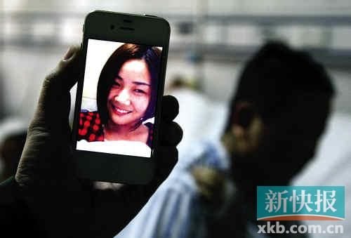 受傷之前的小蕓是一個(gè)漂亮的女孩。新快報(bào)記者畢志毅/攝