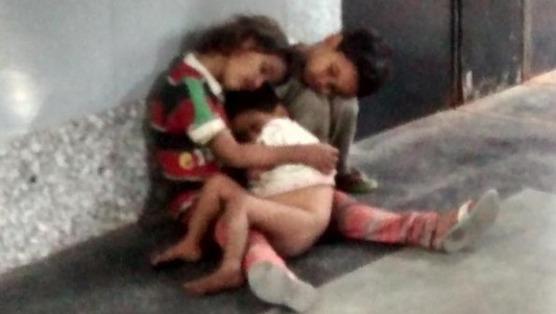 印度三姐弟被父遺棄 社交網(wǎng)站轉(zhuǎn)發(fā)終與母親團聚 印度三姐弟被父遺棄 社交網(wǎng)站轉(zhuǎn)發(fā)終與母親團聚