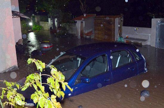 奧爾比亞市部分地區(qū)的水位已經(jīng)升至3米。