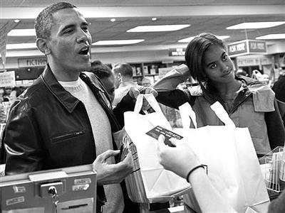 奧巴馬用信用卡結(jié)賬 奧巴馬用信用卡結(jié)賬