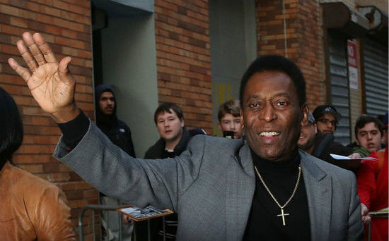 11月以來(lái)，球王貝利二度入院治療引發(fā)關(guān)注，這位巴西足球巨星還被傳出病情加重的消息。 CFP