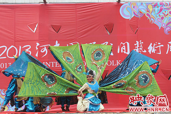 孟加拉國藝術(shù)團(tuán)的精彩節(jié)目 孟加拉國藝術(shù)團(tuán)的精彩節(jié)目