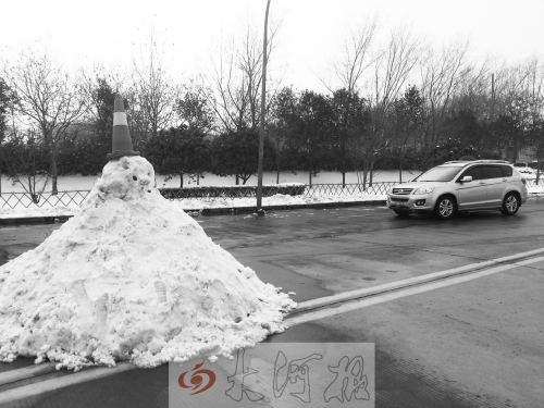 鄭州多個職能部門節(jié)日期間力推新風(fēng)尚 節(jié)后首日不團(tuán)拜 鄭州多個職能部門節(jié)日期間力推新風(fēng)尚 節(jié)后首日不團(tuán)拜