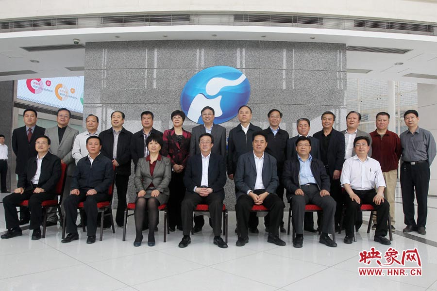 河南省委書記、省人大常委會(huì)主任郭庚茂視察河南電視臺(tái) 東方今報(bào)記者沈翔 劉棟杰/攝