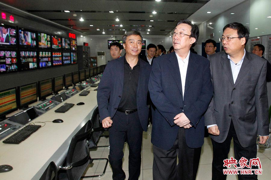 河南省委書記、省人大常委會(huì)主任郭庚茂視察河南人民廣播電臺(tái) 映象網(wǎng)記者邵恰 段晉哲/攝