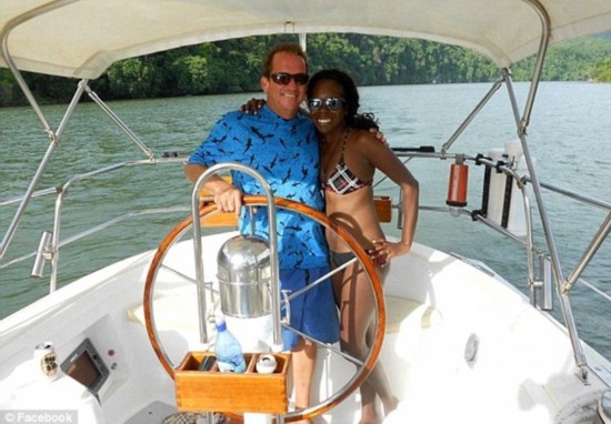 美國(guó)殺毒軟件公司“邁克菲”的創(chuàng)始人約翰·邁克菲（John McAfee）"一夫七妻"