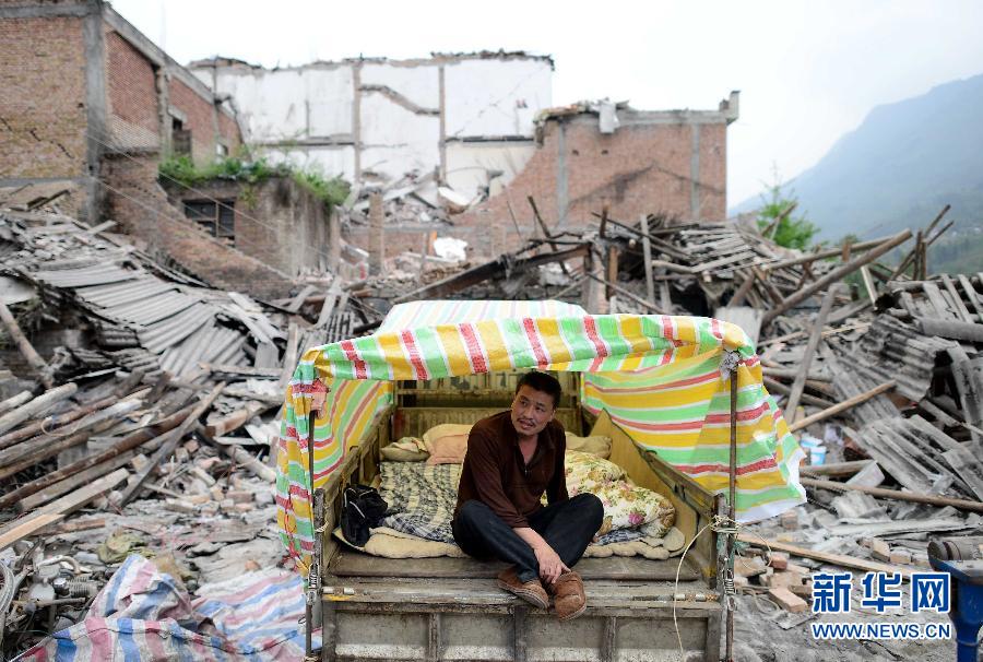 直擊震區(qū)：生活，依然在繼續(xù)