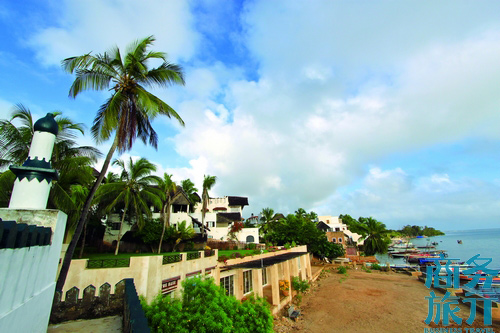 海風(fēng)椰影里的拉姆島。