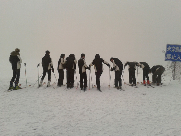 鄭州人自己的滑雪場(chǎng)圣誕啟幕！