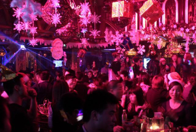 再不狂歡就老了！鄭州圣誕狂歡大攻略