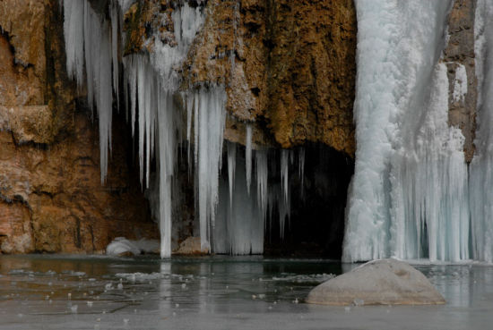 冰厚結清流 省內(nèi)最佳觀冰處推薦