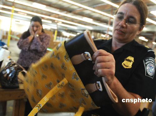 出國旅游海關檢查有講究 啥能帶啥不能帶？