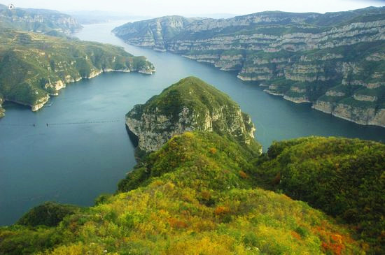到黃河三峽“飛”黃河、拜孔子、探溶洞
