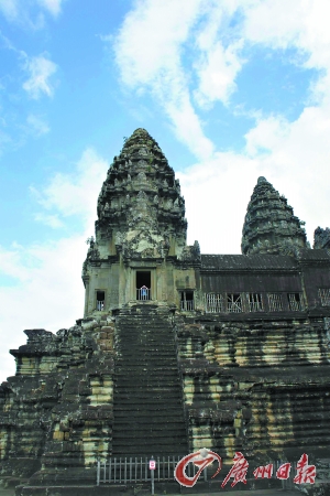 小吳哥,就是開頭提及的吳哥窟代表性景致的所在地。