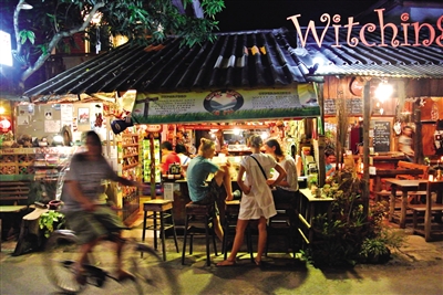 拜縣Pai的夜市。　新京報(bào)記者　王遠(yuǎn)征　攝