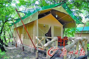 　　肯尼亞馬賽馬拉費爾蒙帳篷酒店。