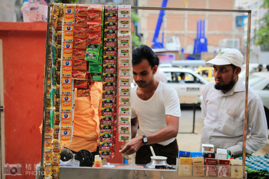 緬甸，繽紛的街邊平民小吃