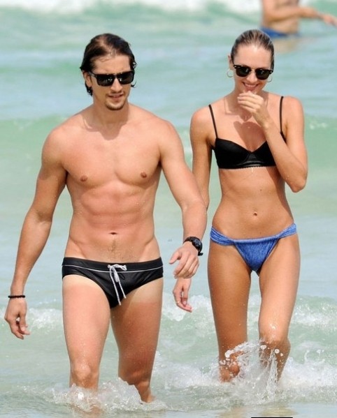 誰能有幸約會(huì)天使？維秘超模們的男星后宮團(tuán)