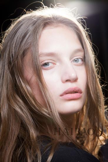 挑質(zhì)地or看膚色？ 正確選隔離要根據(jù)年齡段